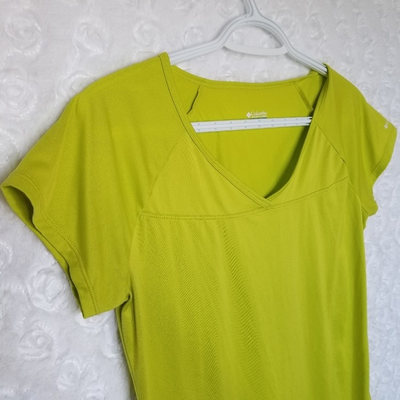COLUMBIA | short sleeve sport top - Picture 2 of 6